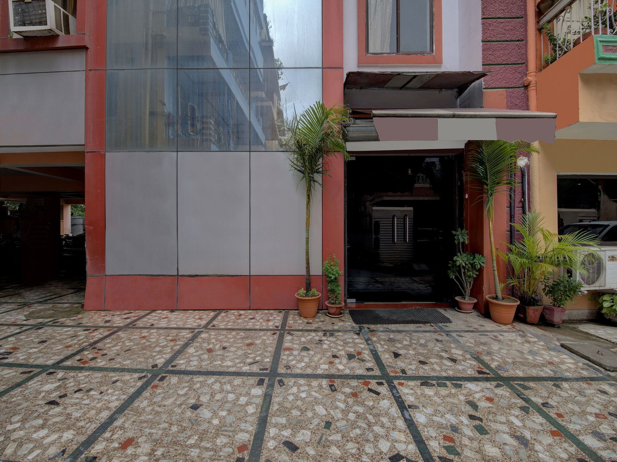 Oyo 4275 Hotel Sunraj Residency Ranchi Exterior photo